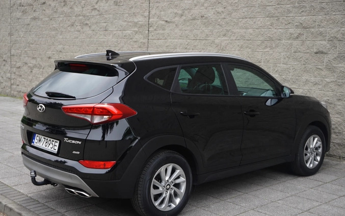 Hyundai Tucson cena 78900 przebieg: 104000, rok produkcji 2017 z Mysłowice małe 704